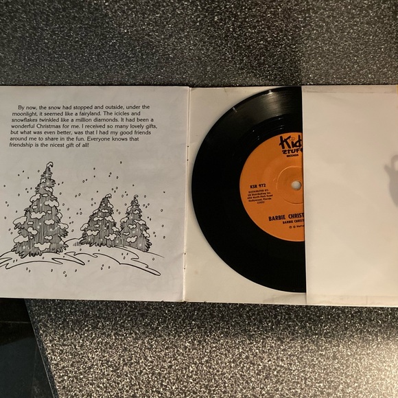 VTG Barbie Christmas Party by Kidstuff Records KSR972, See Hear Read Series 1981 - Picture 4 of 13